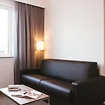 Moxy Frankfurt Hotel Eschborn