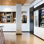 Moxy Frankfurt Hotel