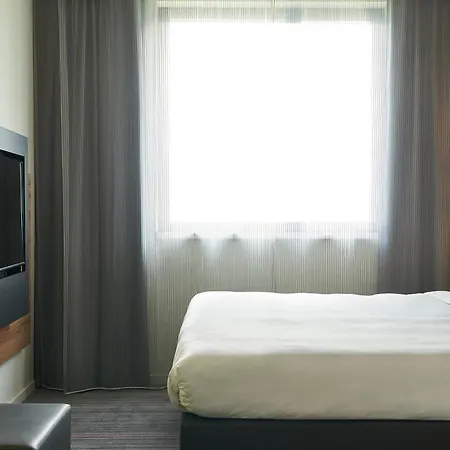 Moxy Frankfurt Hotel Eschborn