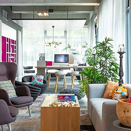 Moxy Frankfurt Szálloda Eschborn