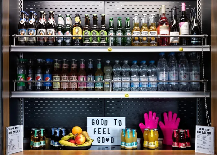 Moxy Frankfurt Hotel 4*