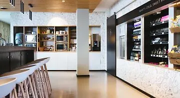 Moxy Frankfurt Hotel